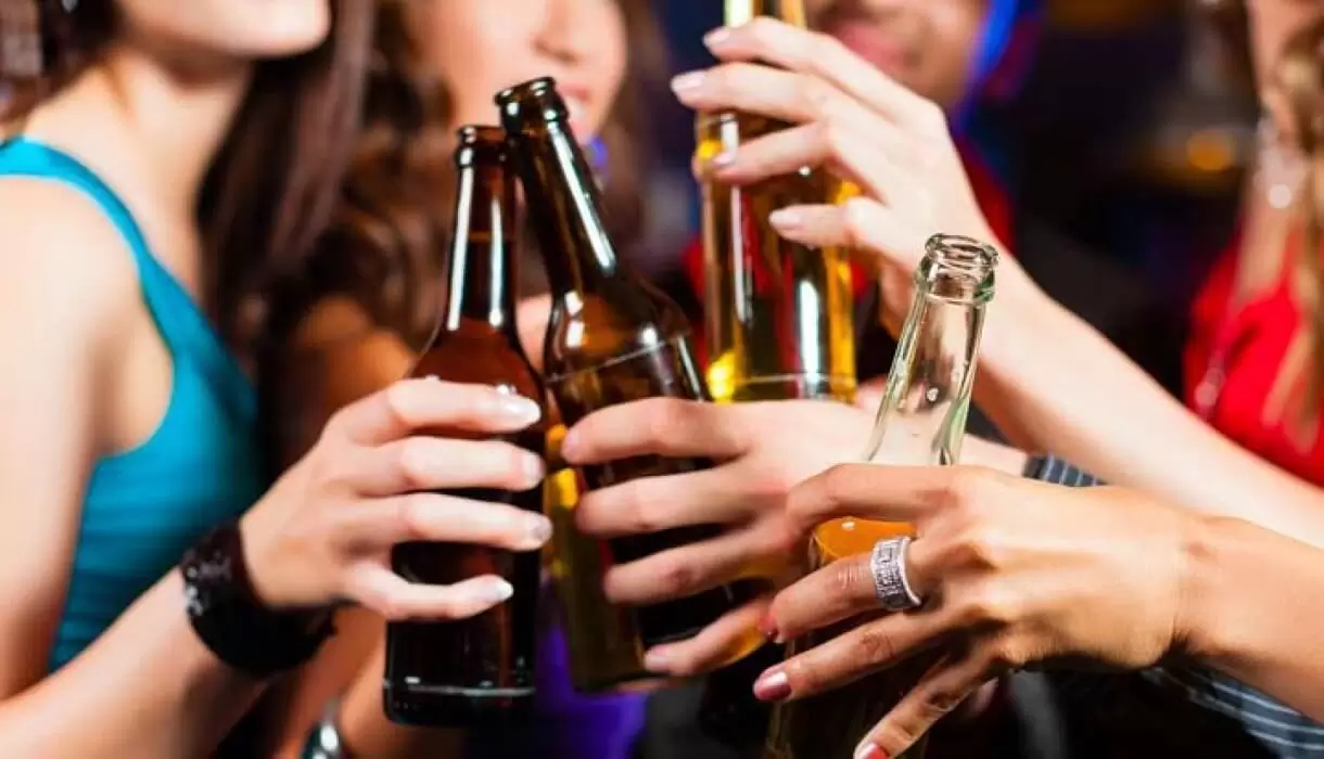 Por Que a Normalização do Álcool na Adolescência É um Risco Real?